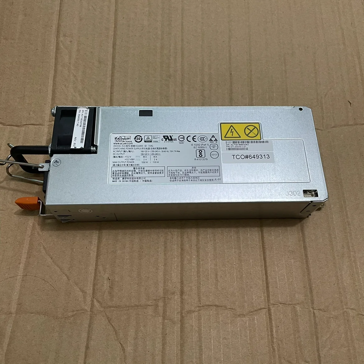 071-000-611-01 EMC SGA005 DD6300 1100W Disk Array Cabinet Power Module 719G