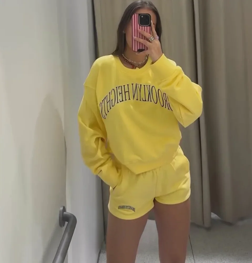 

KONDALA женские повседневные уличные шорты, пуловер с круглым вырезом, мини-шорты, весна-осень 2021, модные яркие цветные женские шорты