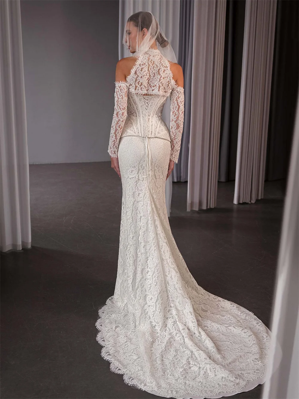 京都カスタムオフホワイトレースウェディングドレスホルターネックロングスリーブジップvestidos de noivaマーメイドイブニングドレス2025