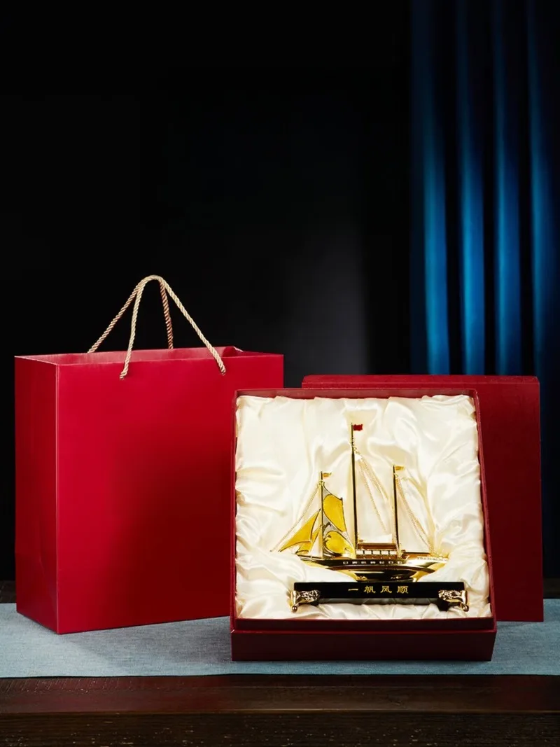 Boat ornaments, living room, boss's office, desktop, high-end decorations, housewarming, promotion, opening gifts