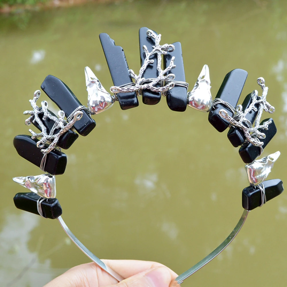 Elegant Handmade Crystal Tiara Crown for Women Sparkling Rhinestone Wedding Hair Accessories Bohemian Witch Headpiece Party Gift