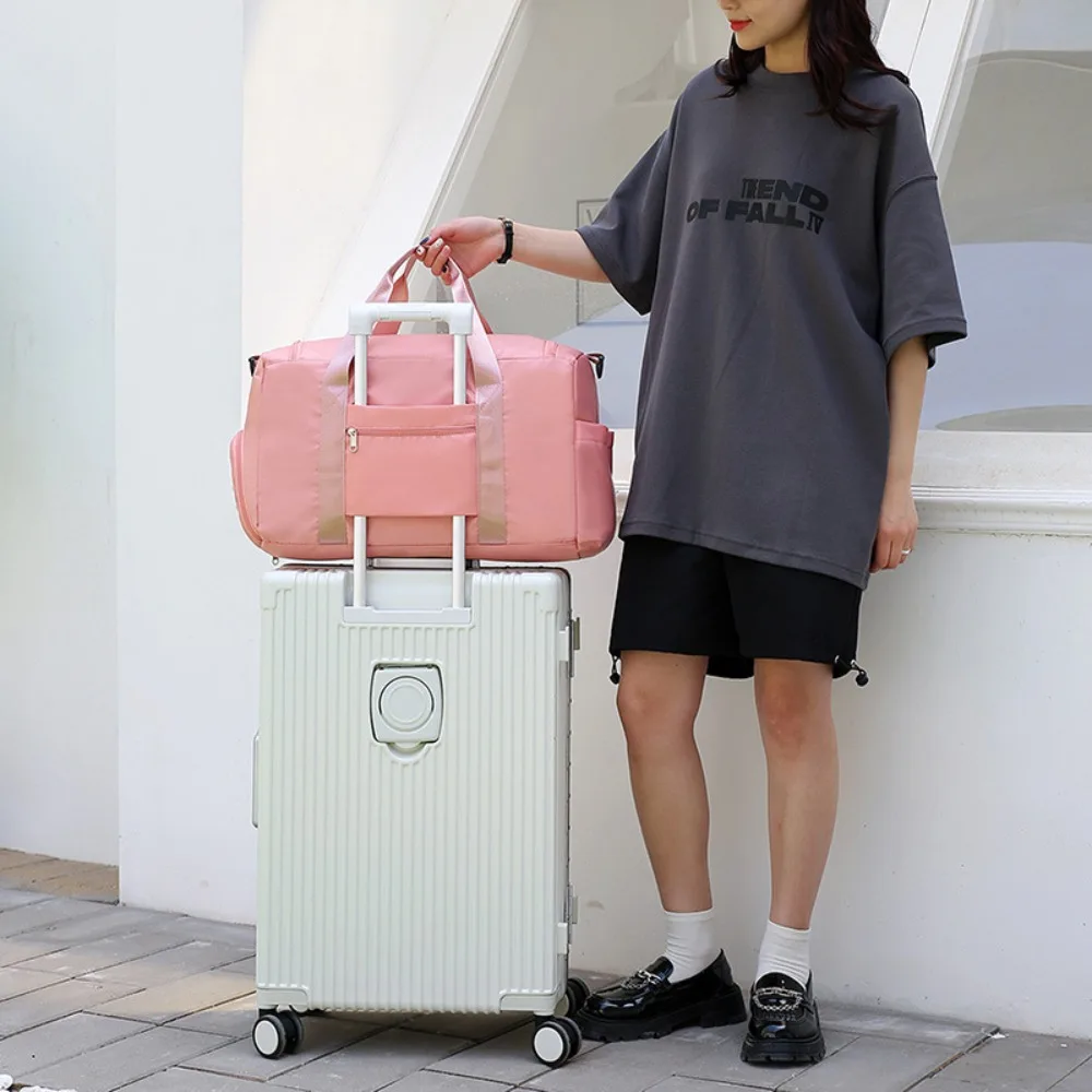 

Sturdy Nylon Luggage Bag Foldable Multi-functional Waterproof Travel Bag Sewn Shoulder Strap Solid Color Large Capacity Handbag