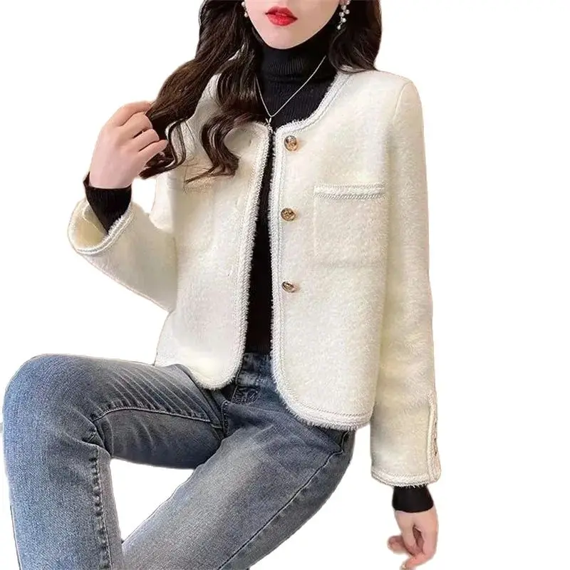 

New 2024 Spring Autumn Imitate Mink Fleece Sweater Women's Knitted Jacket Fashion Single Breasted Buckle Knitwear Cardigan Coat