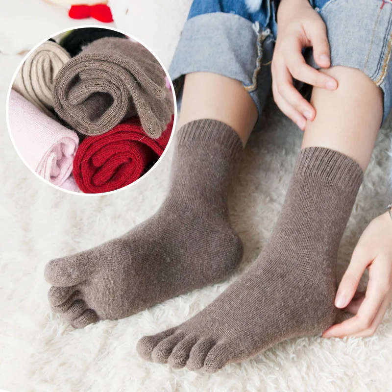 3 Pairs Woman Wool Socks with Toes Winter Thick Thermal Woolen Socks Women Solid Color Casual Warm Five Finger Socks Female Gift