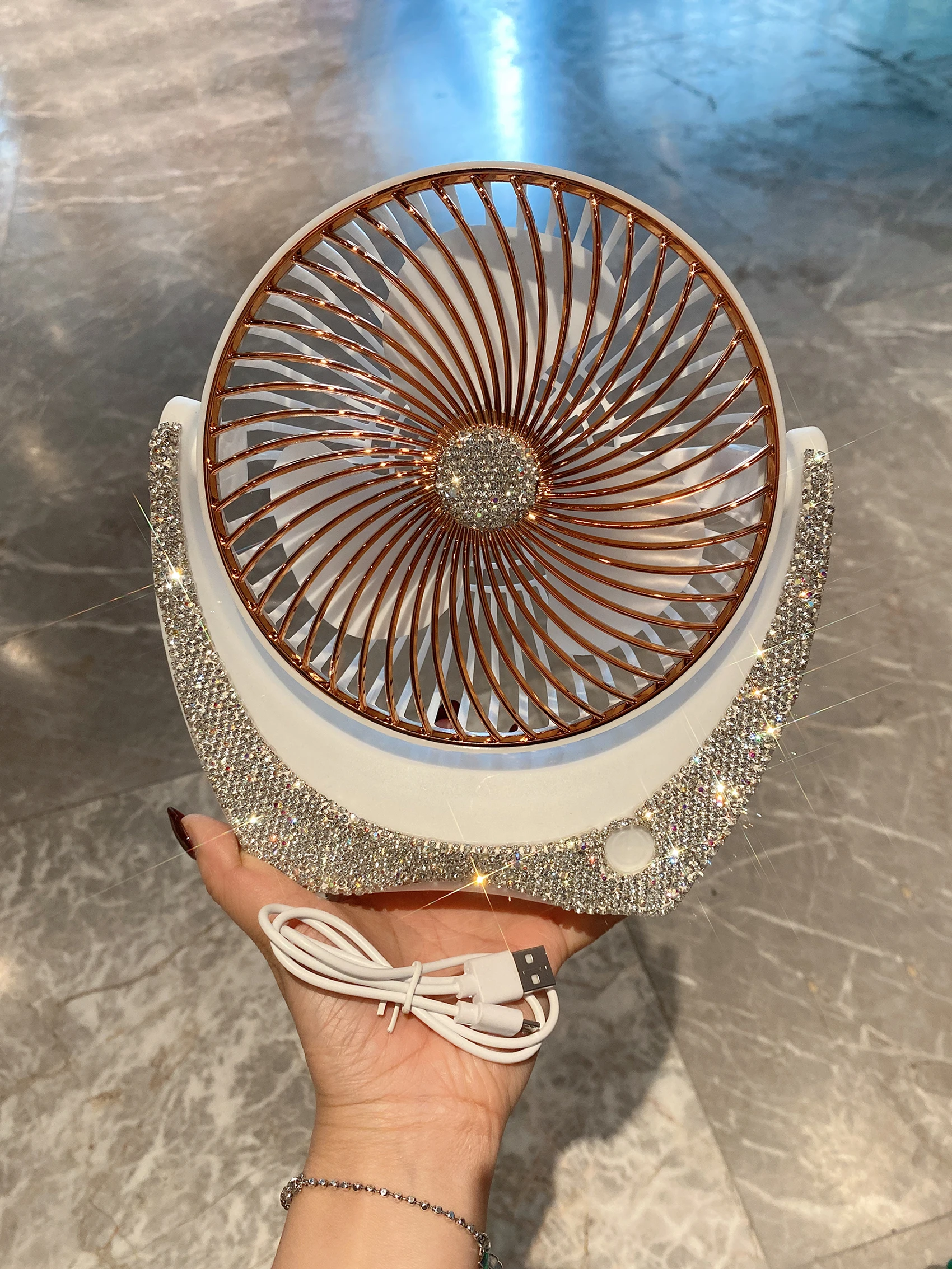 2023 New Mini Electric Fan Rhinestones 6 Inch 2 Gears Desktop Home USB Charging Silent Portable Table Small Fan Gift for Summer