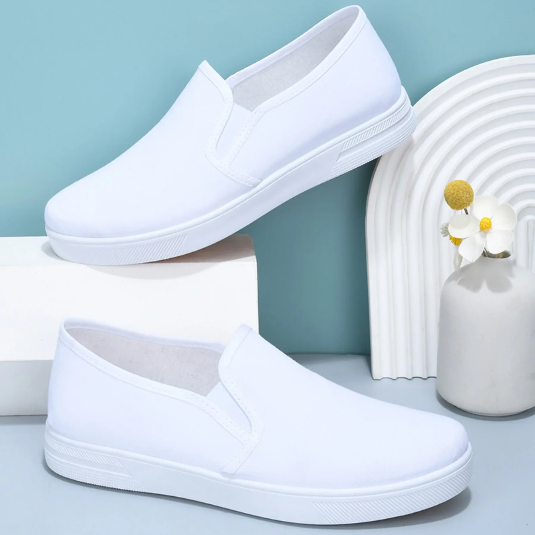 2026 New Women's Shoes Summer Breathable Traditional Cloth Shoes Non Slip White