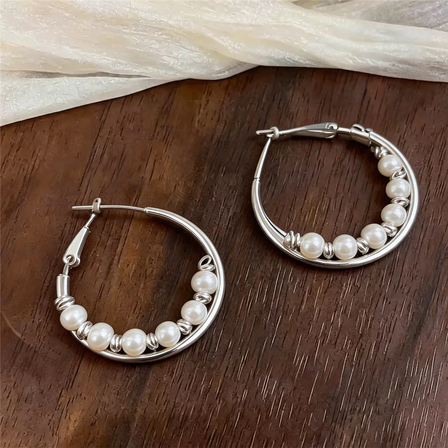 DOO MEI Silver Tone Inner Inlaid Imitation Pearl Bead Hoop Earrings for Huggie Earrings Elegant Daily Bridesmaid Wedding Jewelry