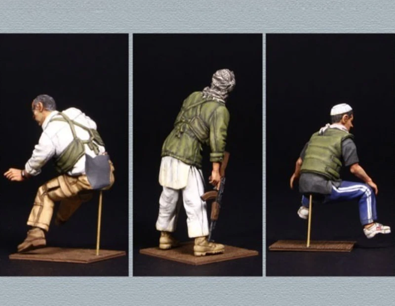 Figurenmodellbausatz aus Druckgussharz im Maßstab 1:35 Civil Militia Corps, 3 Figuren, unmontiert und unbemalt