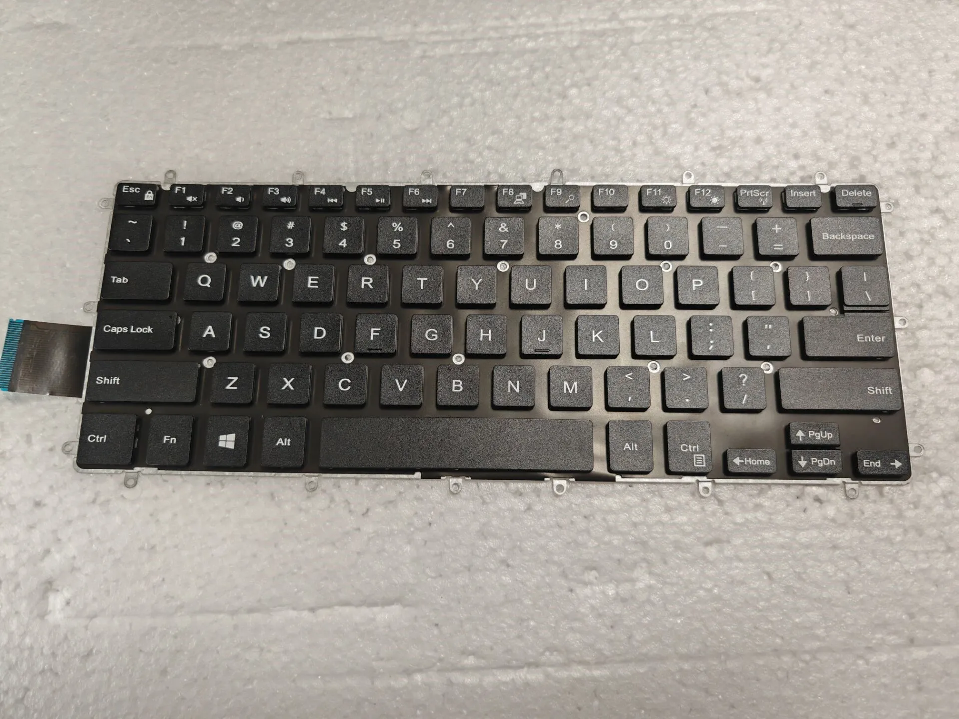 New for DELL Inspiron 15 7560 7569 7570 7572 7573 7579 14-7000 7466 7467 7368 13-5000 13-5368 13-5378 US Keyboard No backlit