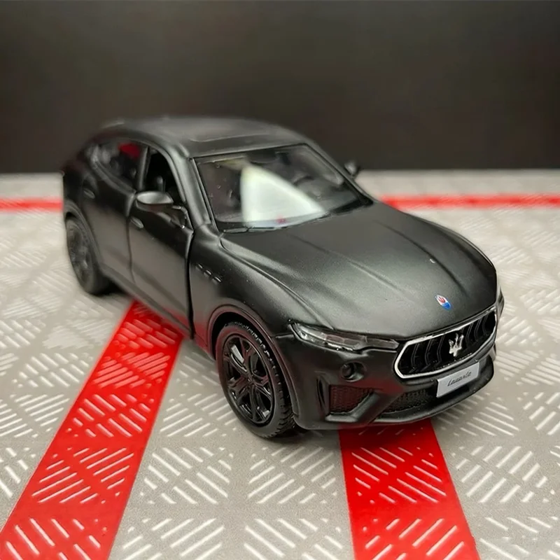 

1:36 Maserati Levante SUV, модель спортивного автомобиля из сплава, литье под давлением, металлические внедорожники, модель автомобиля, коллекция моделирования, детские игрушки, подарок