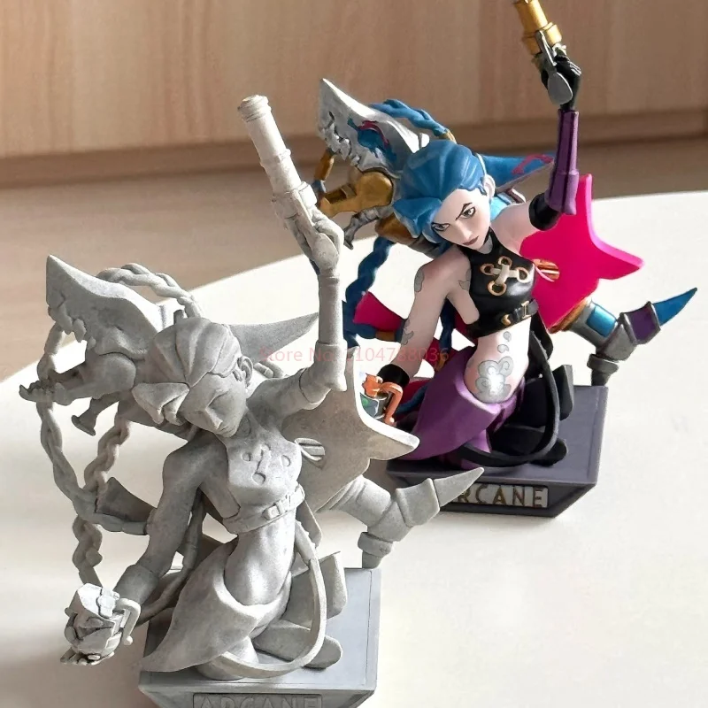 حار بيع حقيقية Popmart مزدوجة مدينة معركة الأولى مستديرة مفاجأة صندوق أعمى العصرية اللعب عالية الجودة الحلي جمع هدية #5