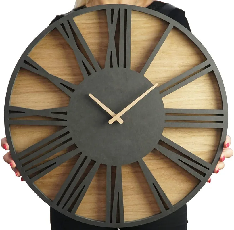European Retro Wooden Round Decorative Wall Clock Creative Solid Wood Pointers Silent Quartz Clock Living Room Wall Hangings