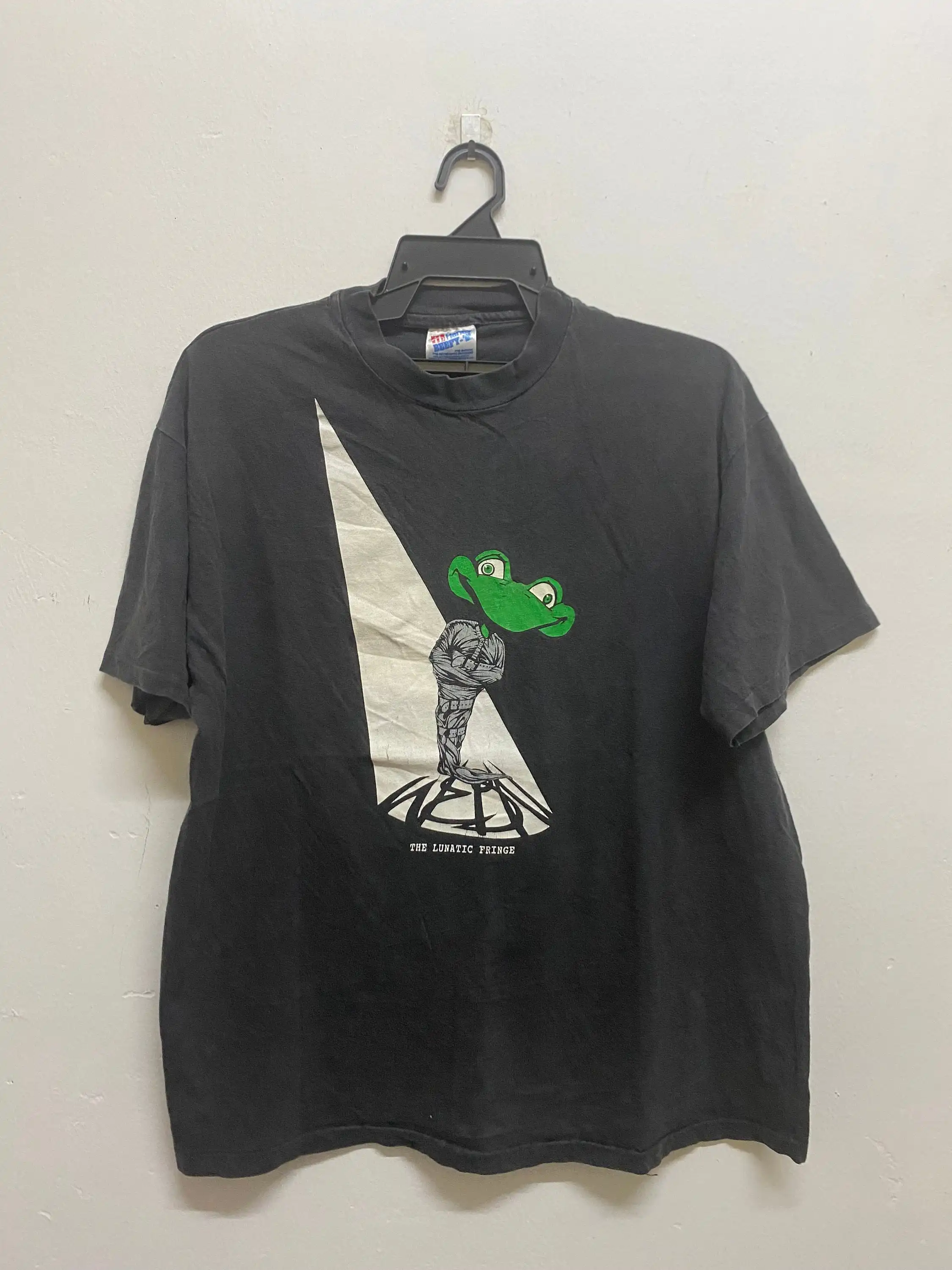 

Vintage 90 s The Lunatic Fringe Band T Shirt Rock Size M