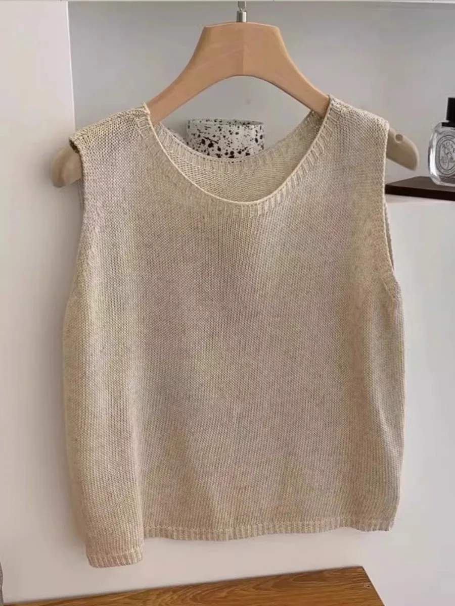 เสื้อกั๊กไหมพรมถักสไตล์วินเทจสำหรับผู้หญิง ดีไซน์เกาหลีใหม่ ปี 2025 ทรงหลวม ใส่ได้ทุกวัน ดีไซน์สวย ดูดี สีพื้น