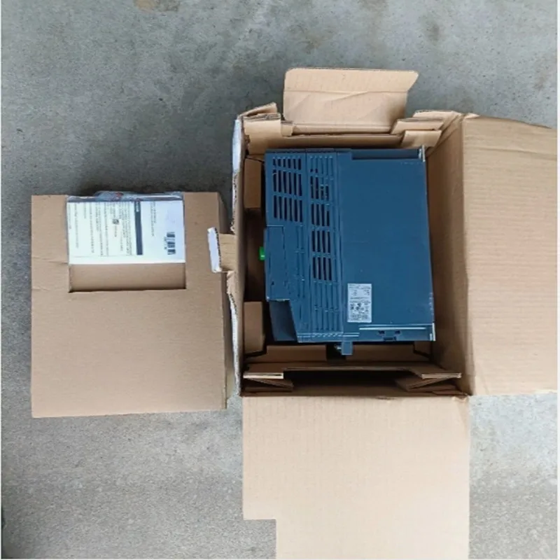 

New Original Inverter ATV320D11M3C ATV320D15M3C ATV320D11S6C ATV320D15S6C ATV320U55N4W ATV320U75N4W ATV320U30N4WS