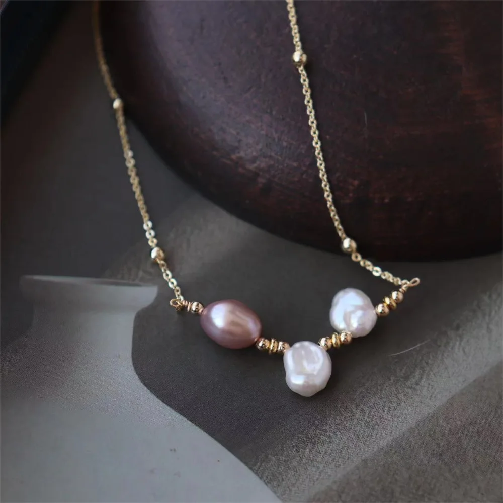 French retro Baroque freshwater petal pearl necklace for women light luxury versatile niche design clavicle necklace friend gift
