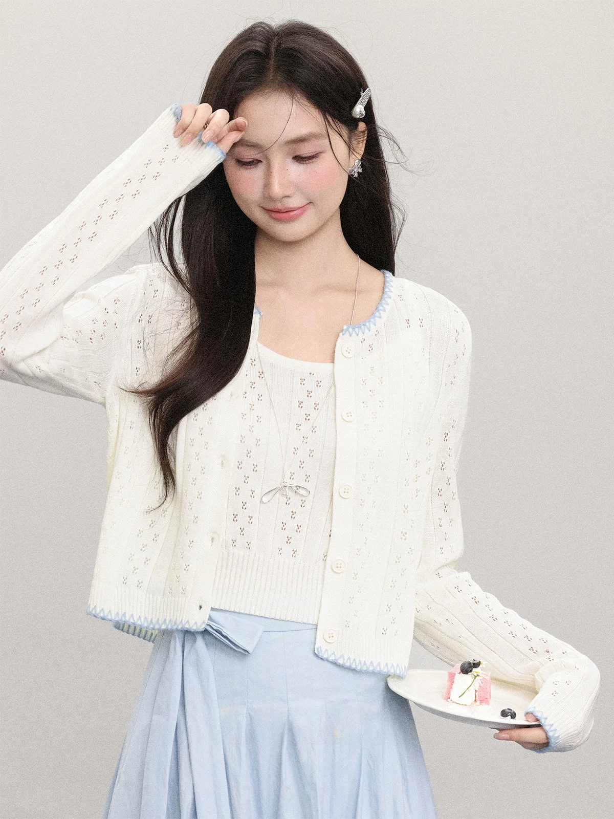 

Autumn 2026 Women's Peach Color Knitted Vest And Strap Hollow out Cardigan Two-Piece Set Loose Fit Casual Style Long Sleeve