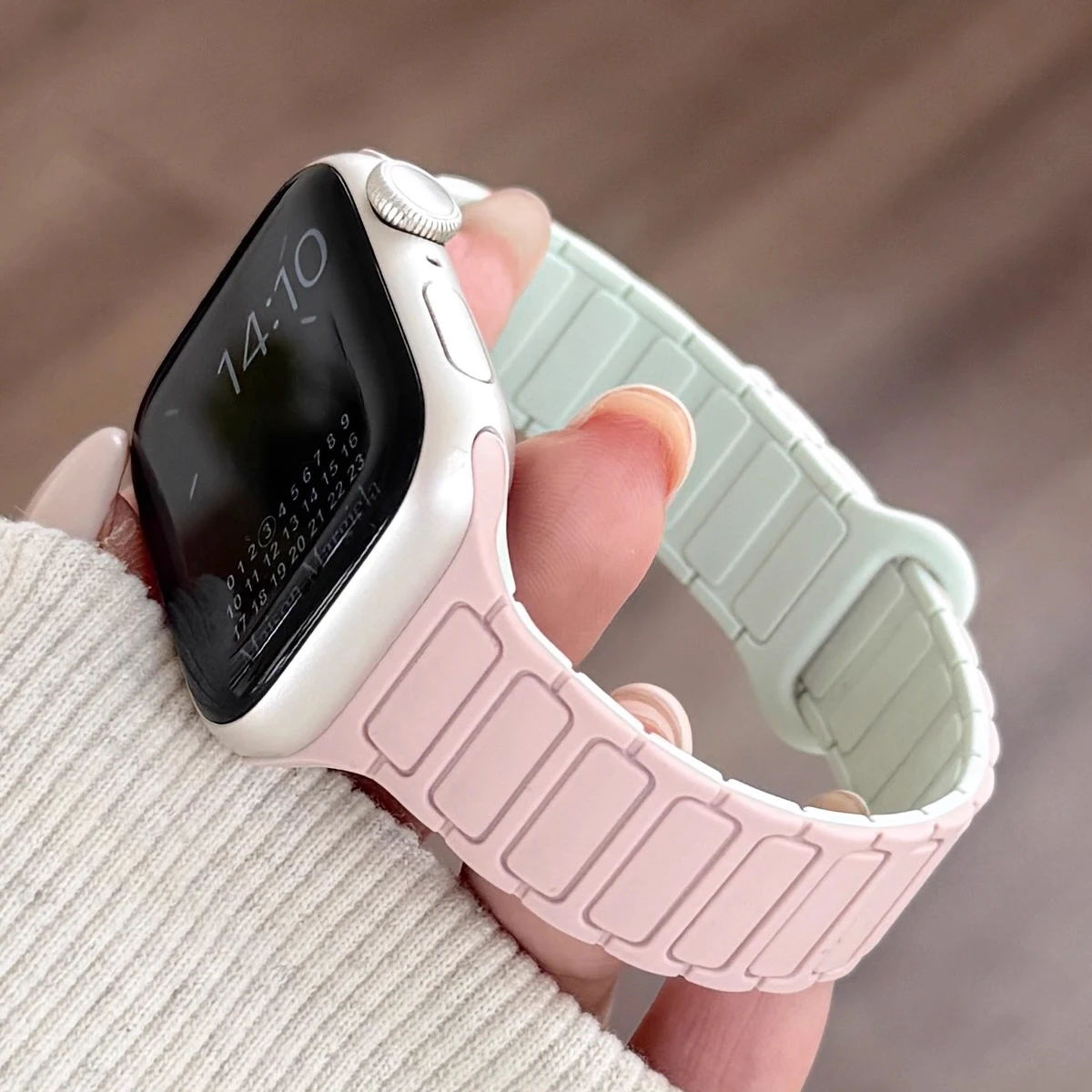 

Силиконовый магнитный ремешок для Apple Watch Band Series 11 10 46 42 мм Ultra 3 49 мм 45 44 40 41 мм для браслета IWatch 9 8 7 6 SE3 5 4