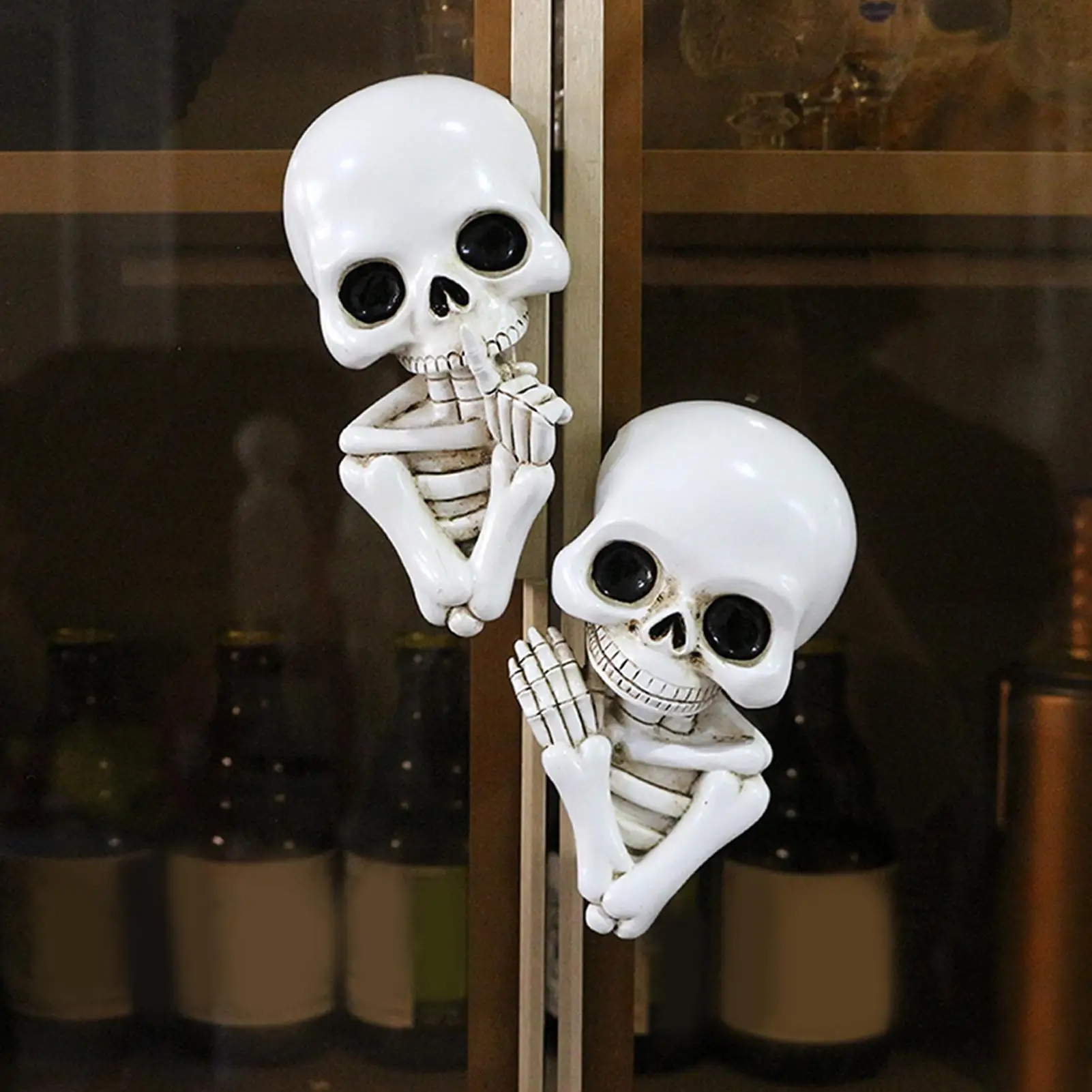 

Хэллоуин Декор Мини Череп Статуэтки Череп Настенный Декор Подглядывающая Поза Череп Стена Искусства Смола Готический Дверной Уголок Декор Для Домашнего Сада