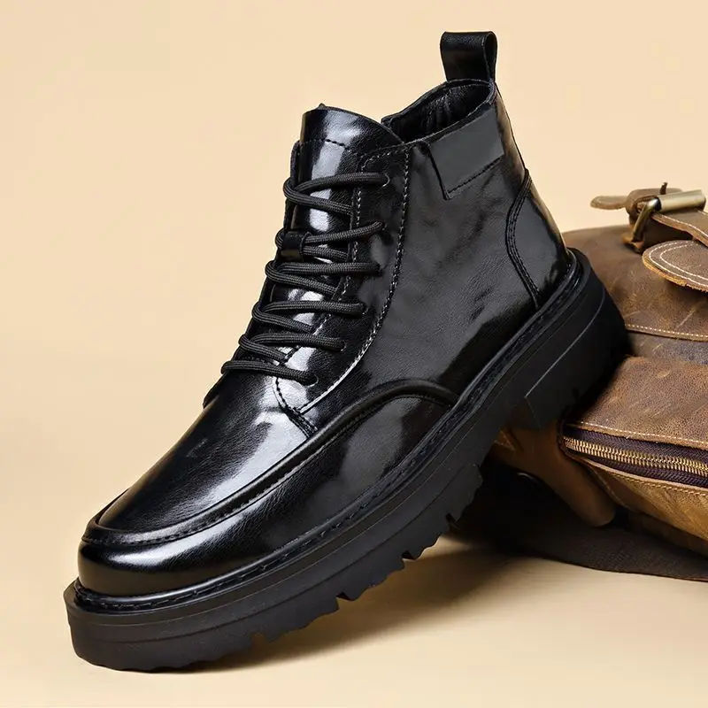 2026 Autumn Winter Men Business Boots Fleece Lined Warm Round Toe Soft Sole Leather Shoes British Style Formal Work Shoes