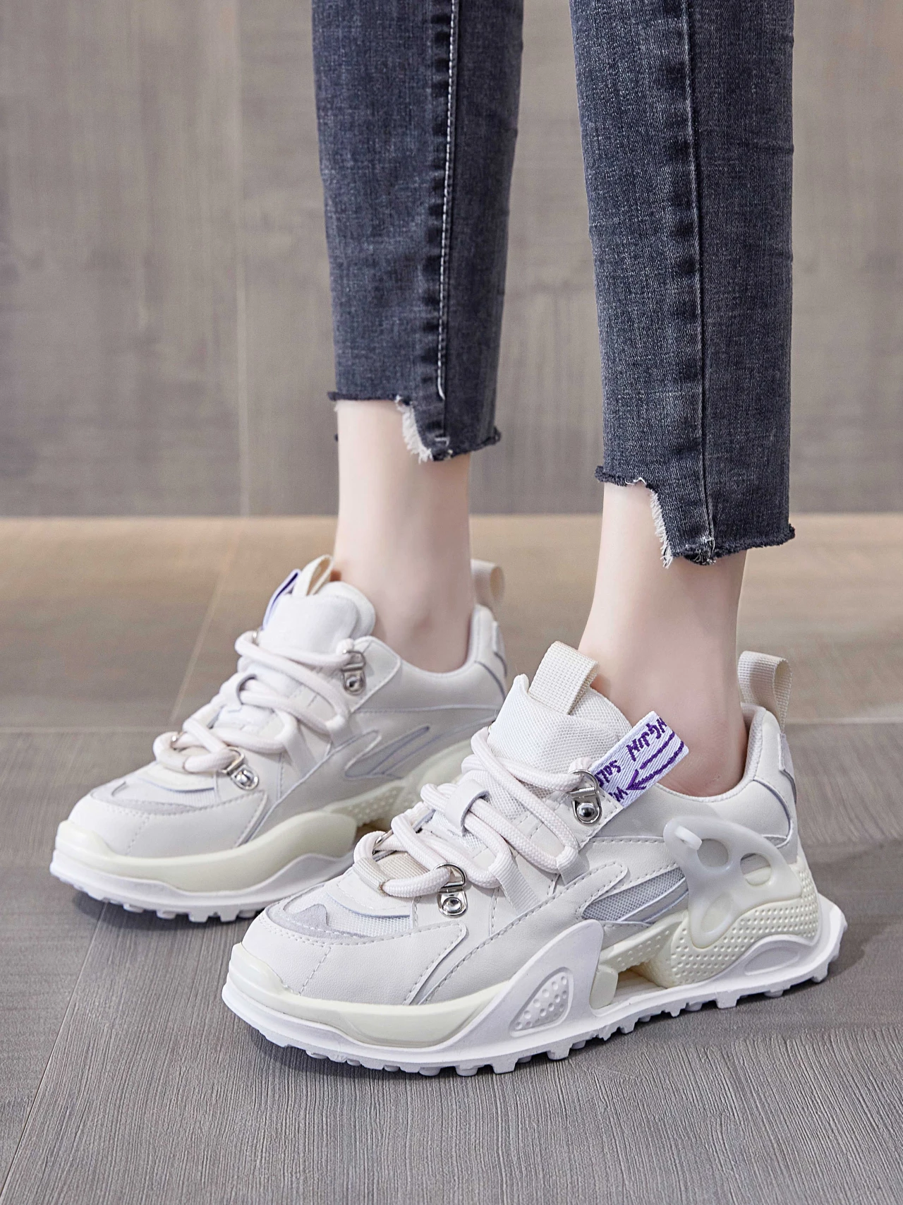 New Spring And Autumn Youth Fashion Breathable And Versatile Elevated Lace Up Women'S Casual Sports Shoes