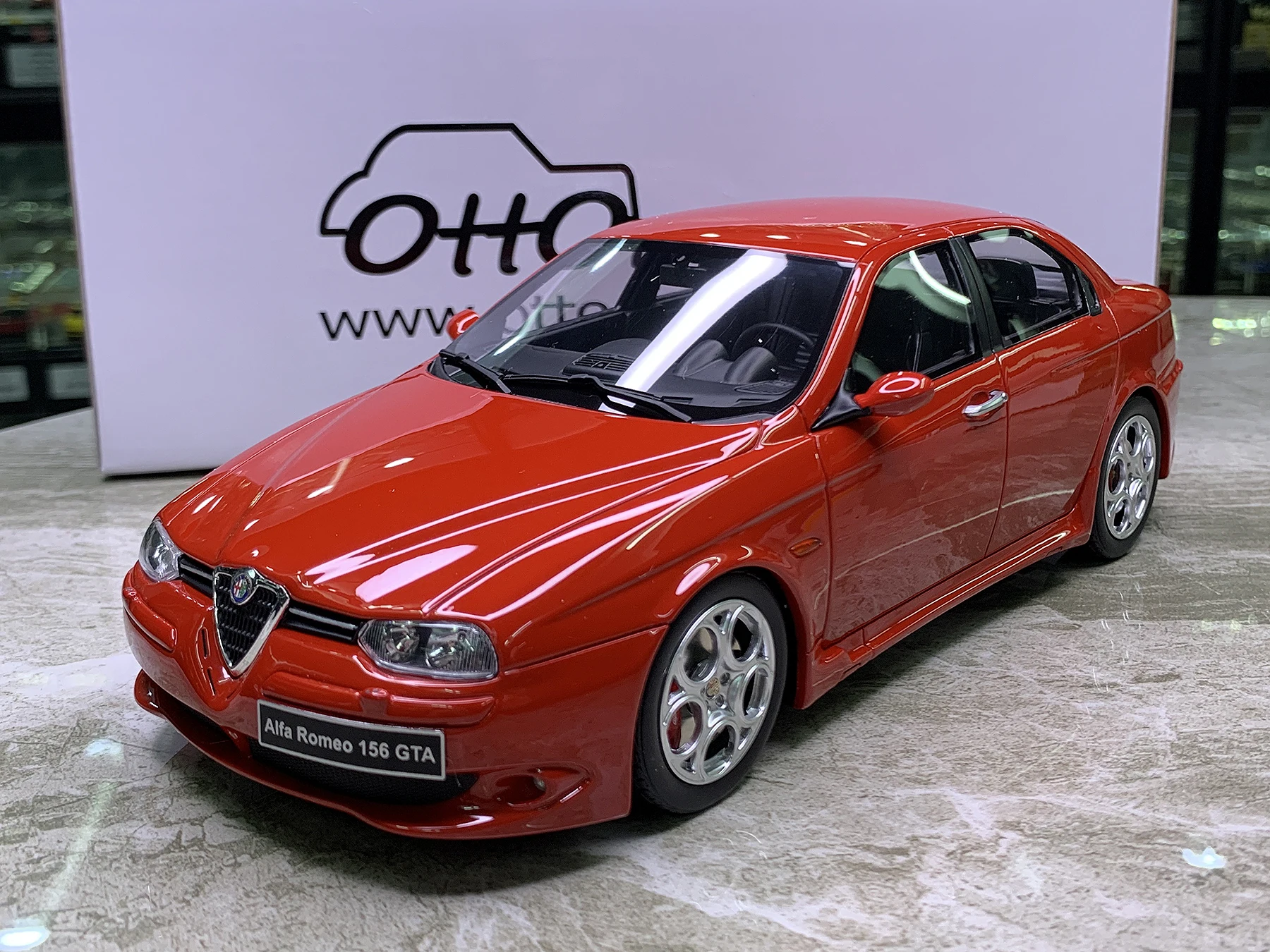 

OTTO 1:18 ALFA 156 GTA 2002 Simulation Limited Edition Resin Metal Static Car Model Toy Gift