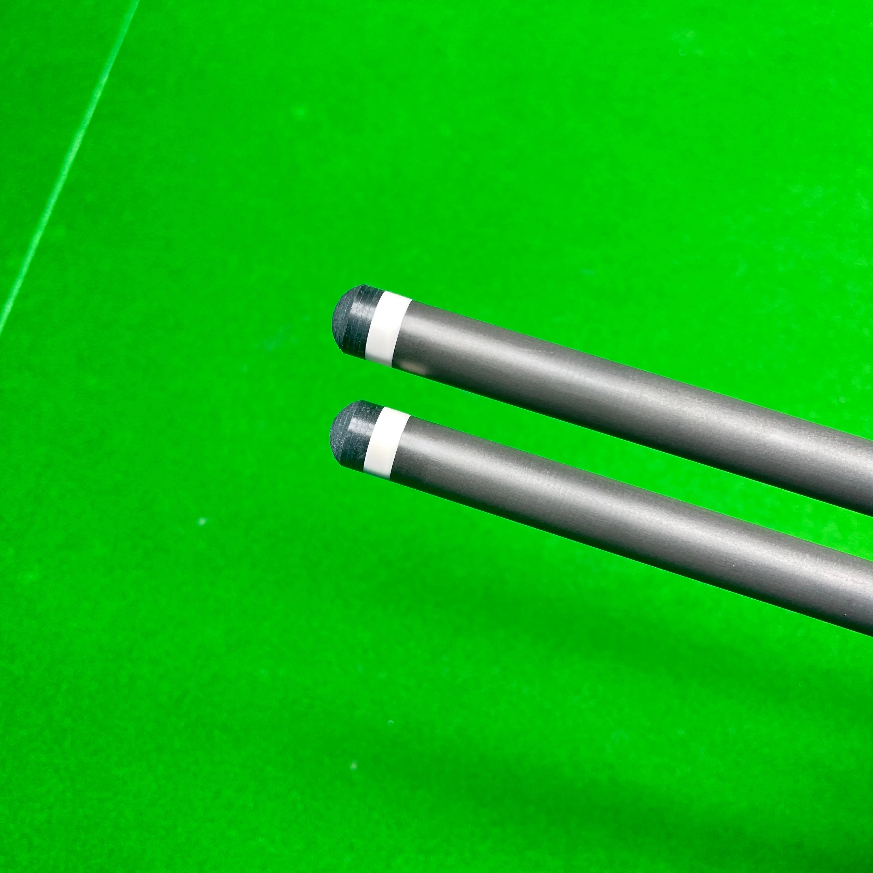 Protaper 11.8mm 12.4mm 12.8mm Carbon Fiber Pool Cue Shaft with Uniloc Joint Low Deflection 3.9-4.1oz Weight 737mm Length