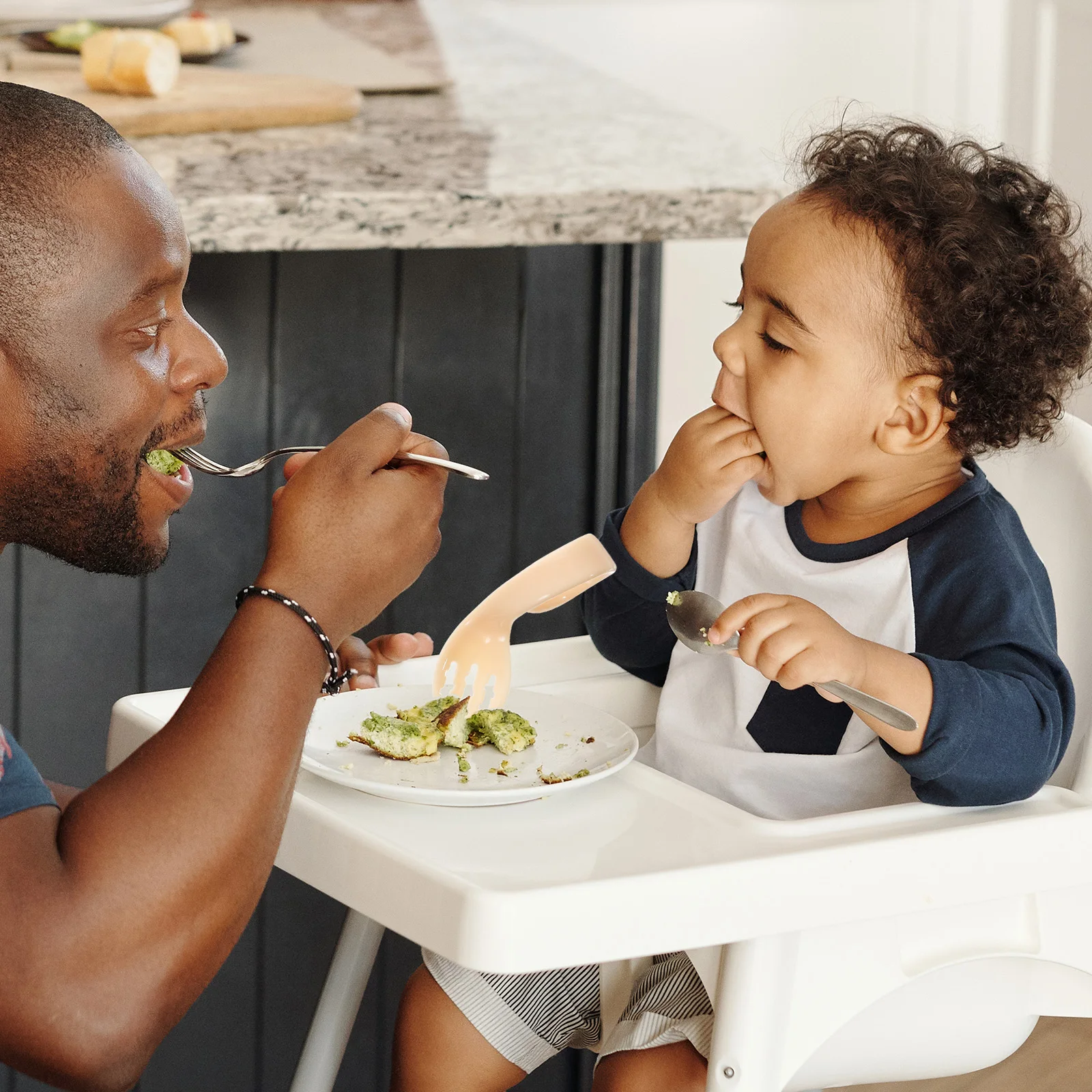 

1Set Baby Curved Spoon Fork Set Easy Grip Non Deformable Short Handle Training Utensils for Toddlers Infant Food Learning