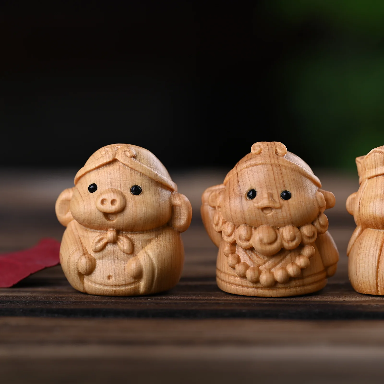 Mini Cute Cartoon Figures,Cliff Cypress Wood Carving Tang Monk Wukong Eight Rings Desktop Ornament Home Decoration funny gifts