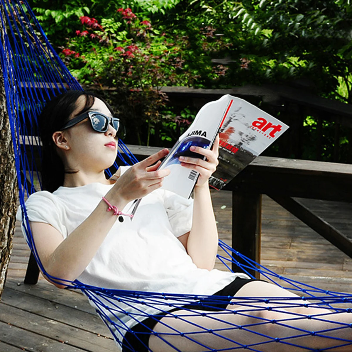 

Blue Outdoor Hammock Portable Nylon Camping Hanging Hammock Suitable for Park Backyard Mountain