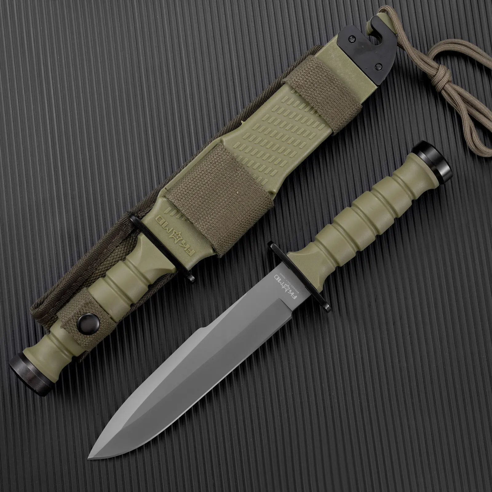 Outdoor camping straight knife, portable jungle exploration knife, with high hardness knife, mountaineering knife, survival knif