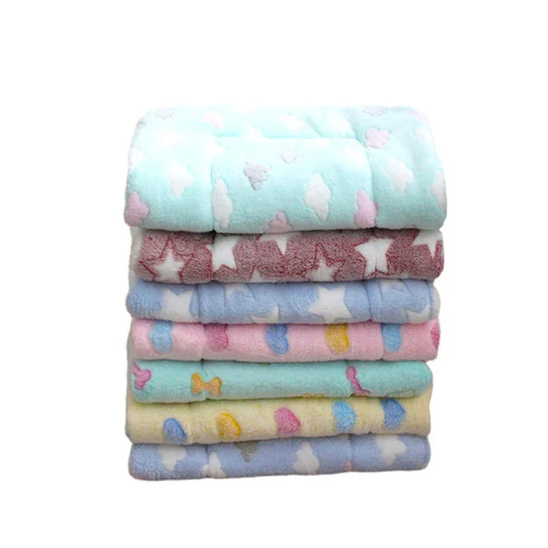 Pet Blanket Mat Soft Thickened Pets Pad Coral Fleece Flannel Puppy Dog Cat Sofa Cushion Keep Warm Sleeping Mats Home Rug Dog kit