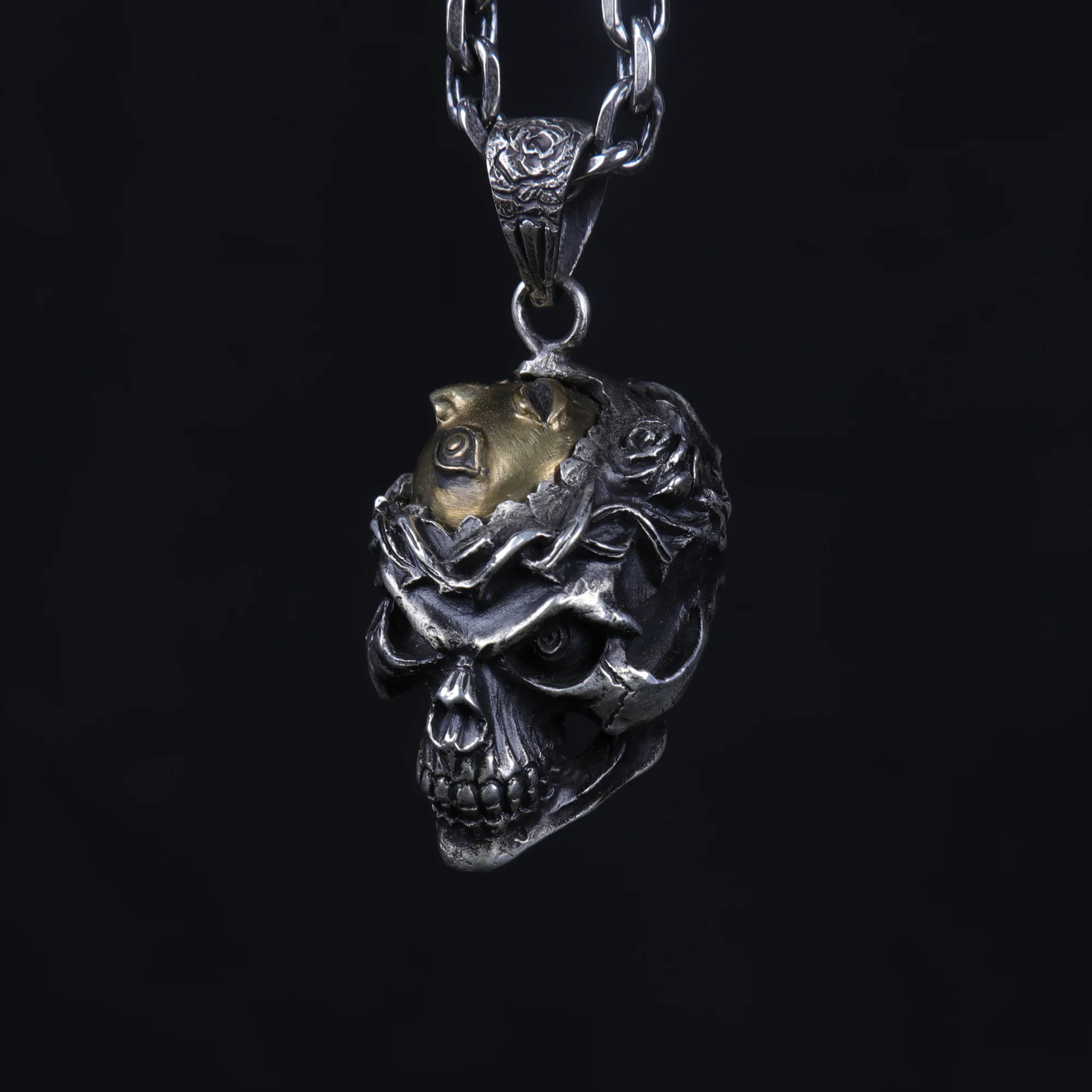 Handmade 925 Sterling Silver Skull Knight & Beherit Pendant Silver Behelit Necklace