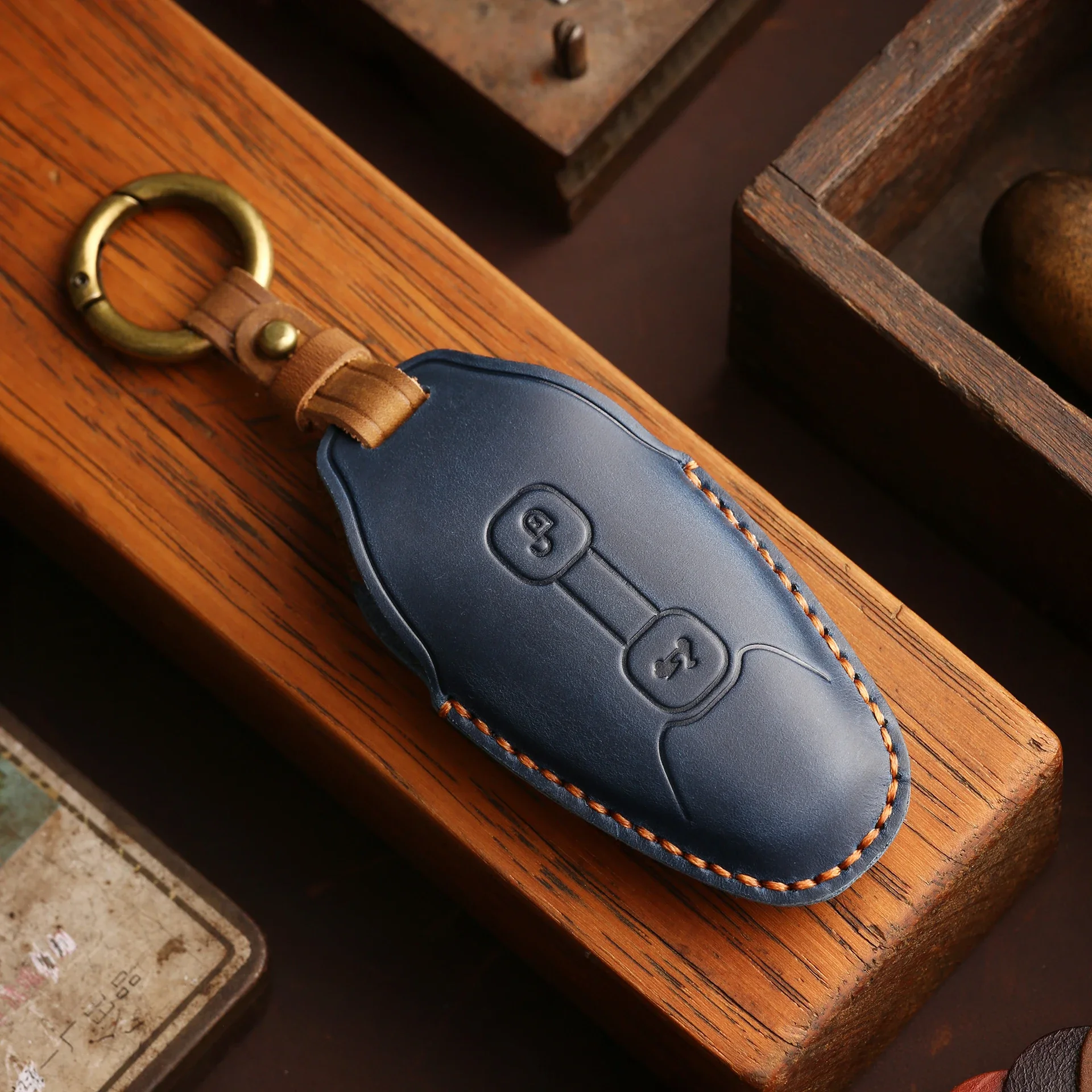 New Leather Motorcycle Key Cover Case Shell Protection Guard For Piaggio Vespa GTS300 GT S300 GTS 300