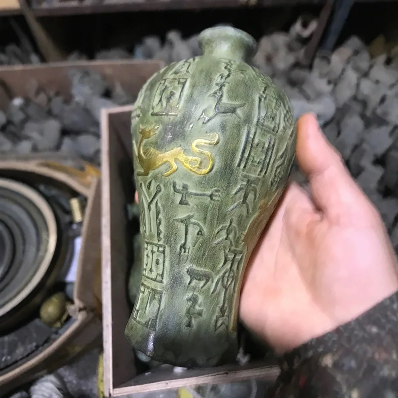 Copperware from the Qing Dynasty, high-relief ornamental animal pattern plum , oracle bone script vase, decorative piece, un
