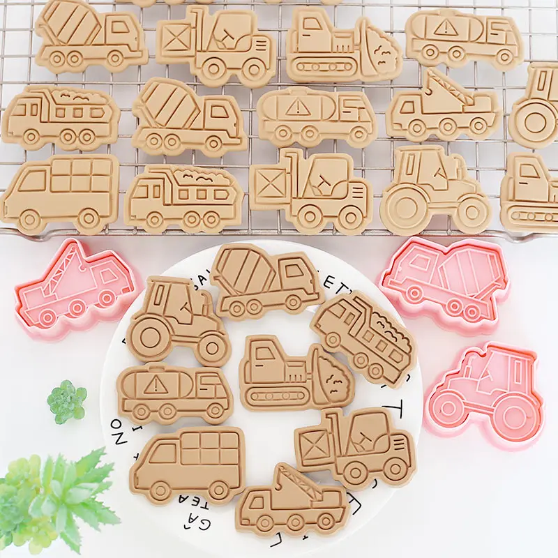 8 Pcs/set Engineering Truck Cookie Cutters Plastic 3D Cartoon Pressable Biscuit Mold Cookie Stamp Kitchen Baking Pastry Bakeware