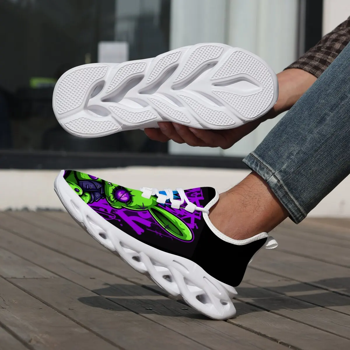 

Couple Casual Sports Shoes with Gradient Color-blocking Butterfly Skull Rose Pattern Design Fashionable Large-sized Flat Shoes