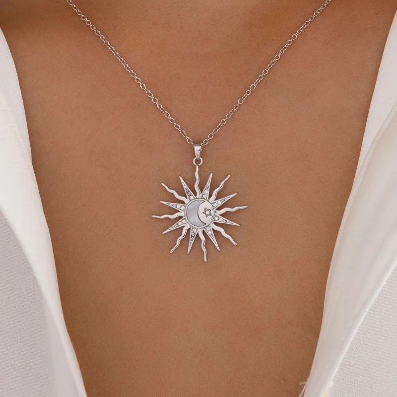 Shining Rhinestone Unique Design Sun Star Moon Three In One Pendant Necklace Retro Women's Daily Versatile Party Jewelry