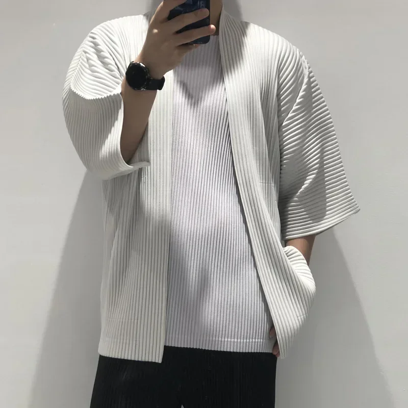 Miyake Pleated Jacket Men's Cardigan Japanese 2025 Spring and Summer New Pleated Men's Loose Big Yards Jacket Hundred Loose Tops