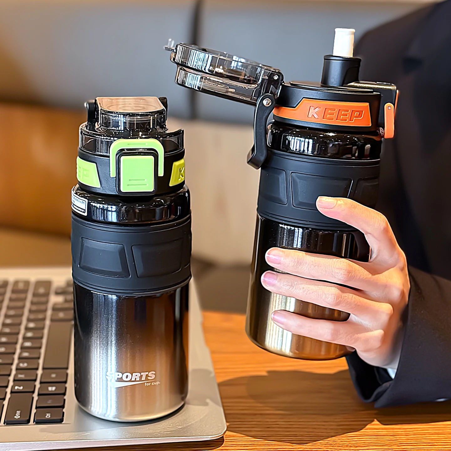 Large Capaci Insulated Sports Water Bottle for Middle School Students Portable Tea Water Separation PP Lid adient Color