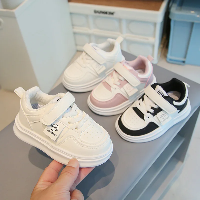 2026 Children's White Shoes Autumn Kid's Sports Shoes Anti slip Lightweight Boys Girls Board Shoes Soft Sole Baby Casual Shoes