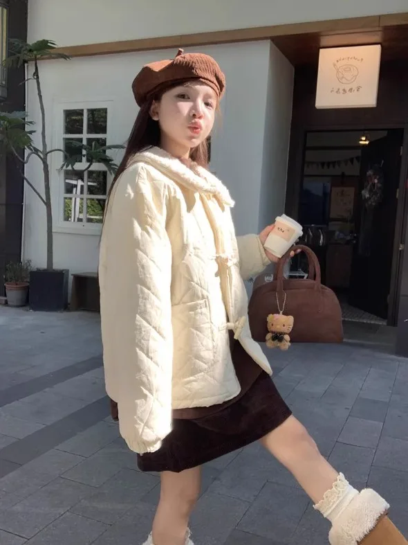 Korean Fashion Fall and Winter New Women Tops Parkas Lamb Wool Turn Down Collar Long Sleeve Horn Buckle Single Breasted Coats