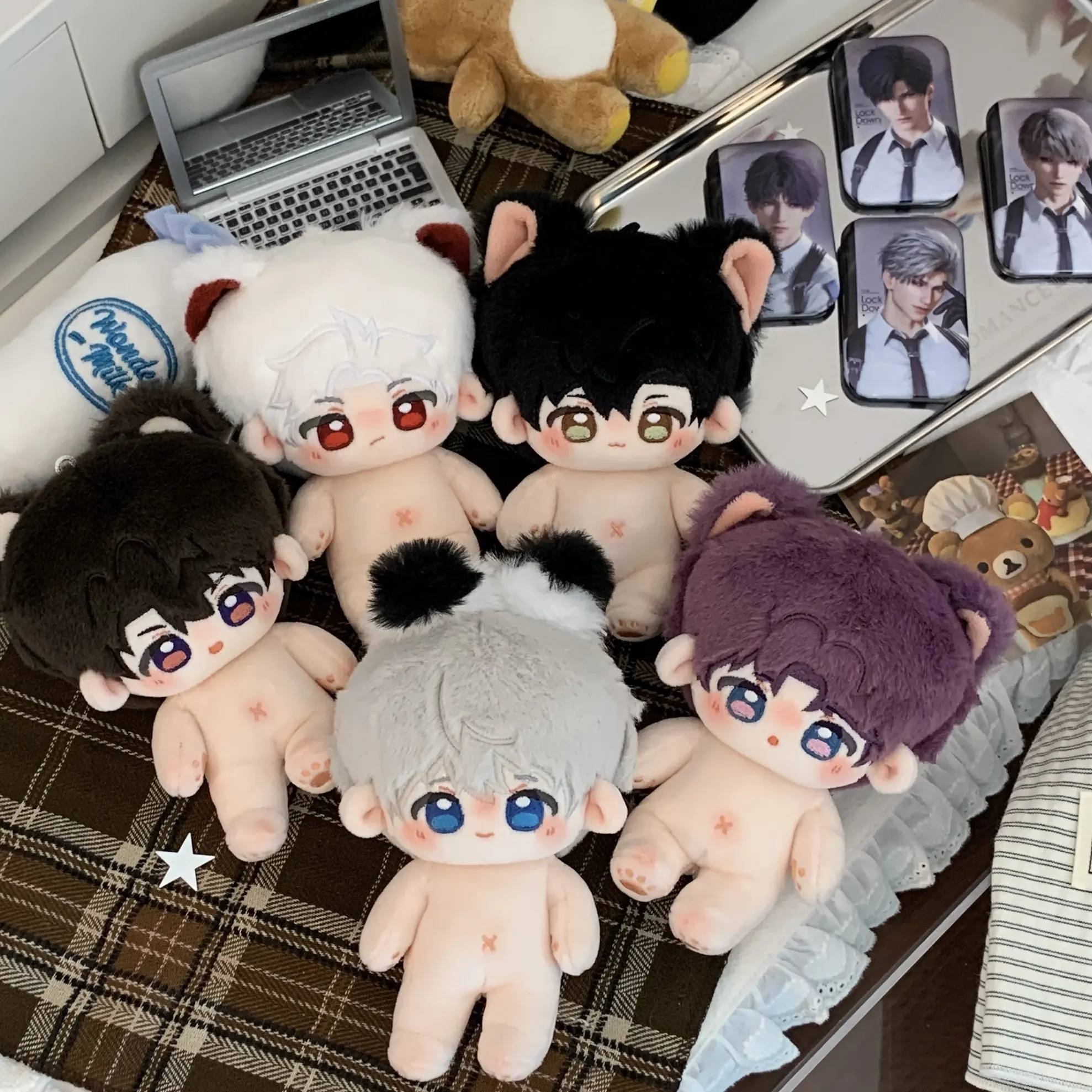 

Мини-фигурки серии «Любовь и глубокий космос» 10 см: Шен Син, Хуи Ся, И Чжоу, Ци Ю, Ли Шэнь, Цин Чэ