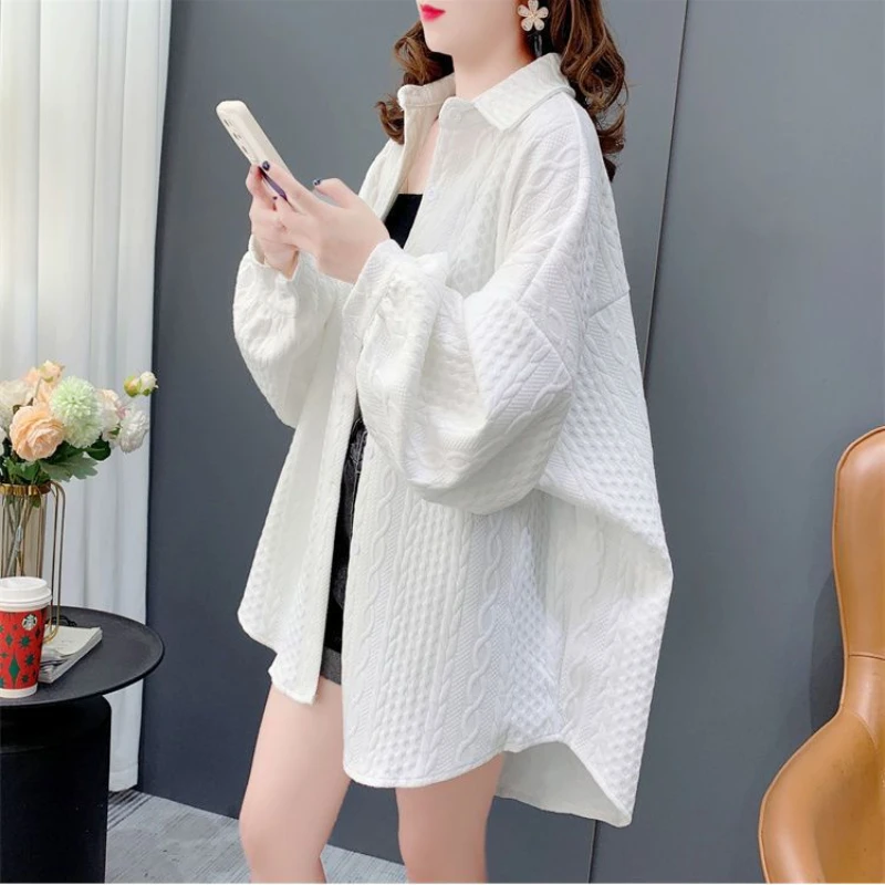 New Retro Versatile Loose Casual Shirt Jacket for Women Spring and Autumn Korean Version with Thickened Shirt for Outerwear