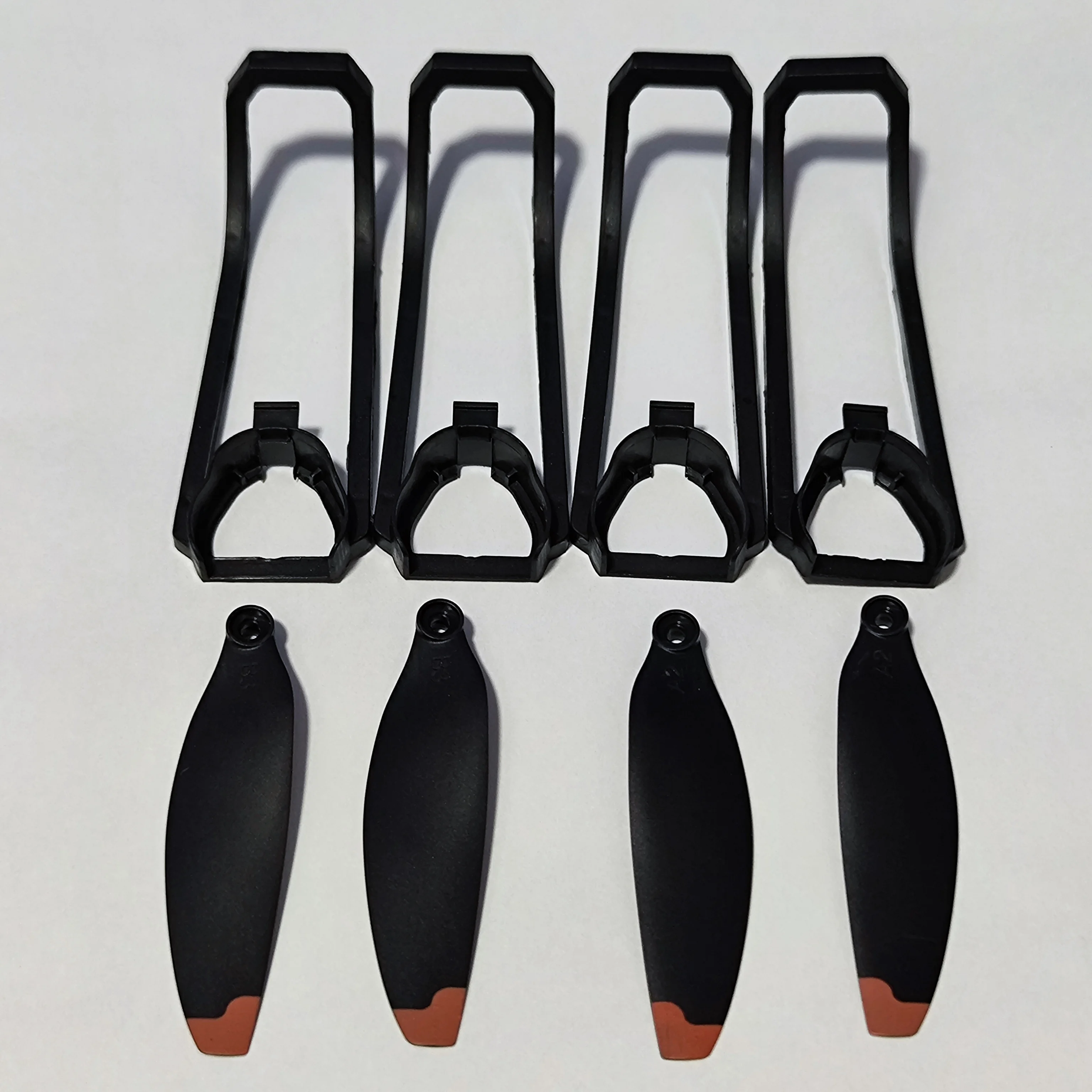 

Brushless Drone S91 Folding RC Quadcopter Spare Parts CW CCW Propellers 4PCS + Protective Frame 4PCS for S91 EVO RC Drones