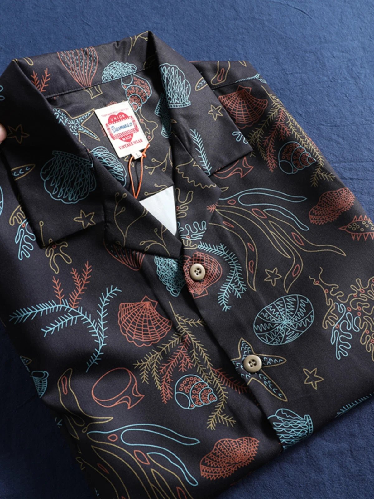 

Мужская летняя рубашка в стиле американского ретро, гавайский цветочный принт, с кубинским воротником, универсальная, свободного кроя, для молодежи...