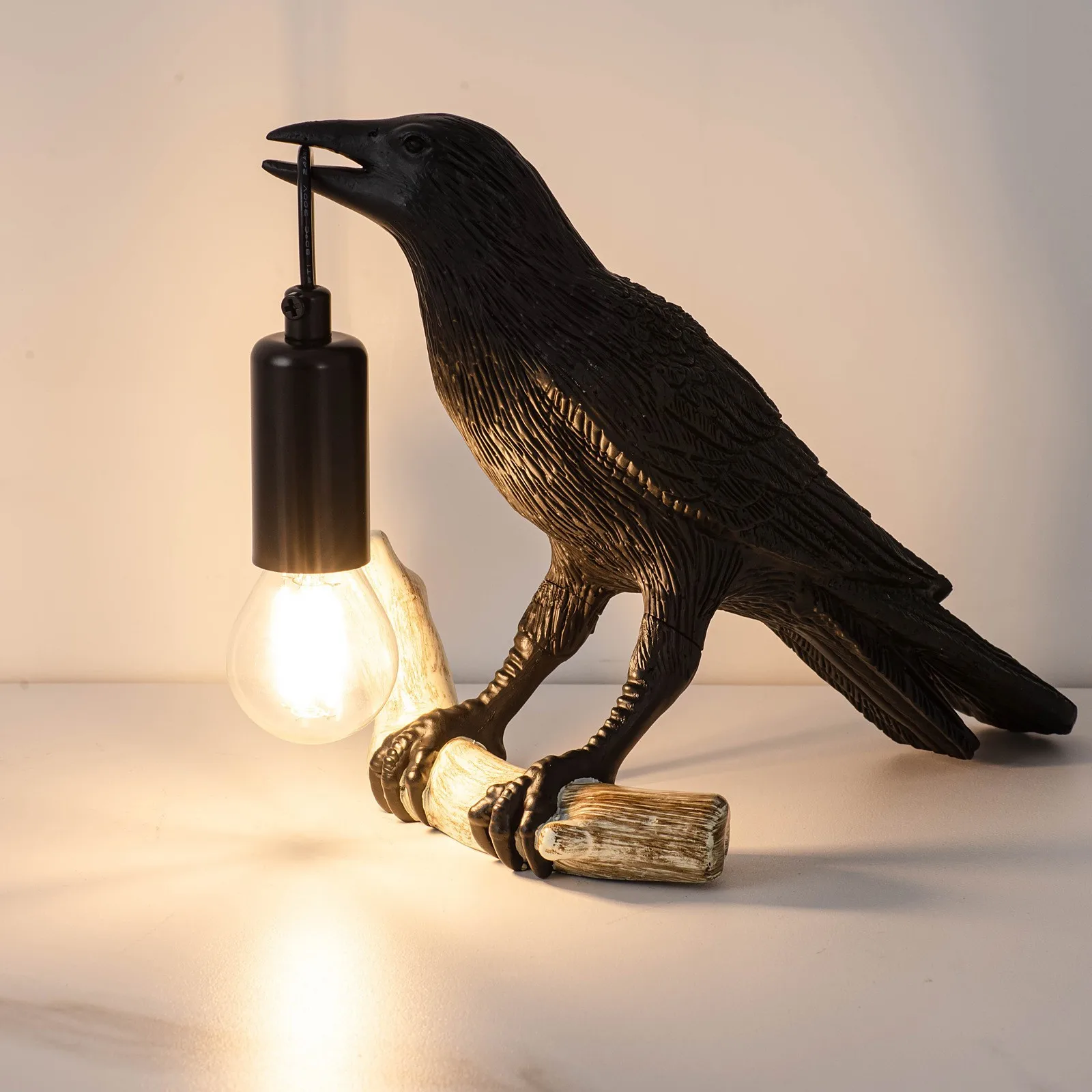 

Suitable for Foreign trade cross-border desk lamp creative bird bedside lighting living room bedroom atmosphere night light Zhon