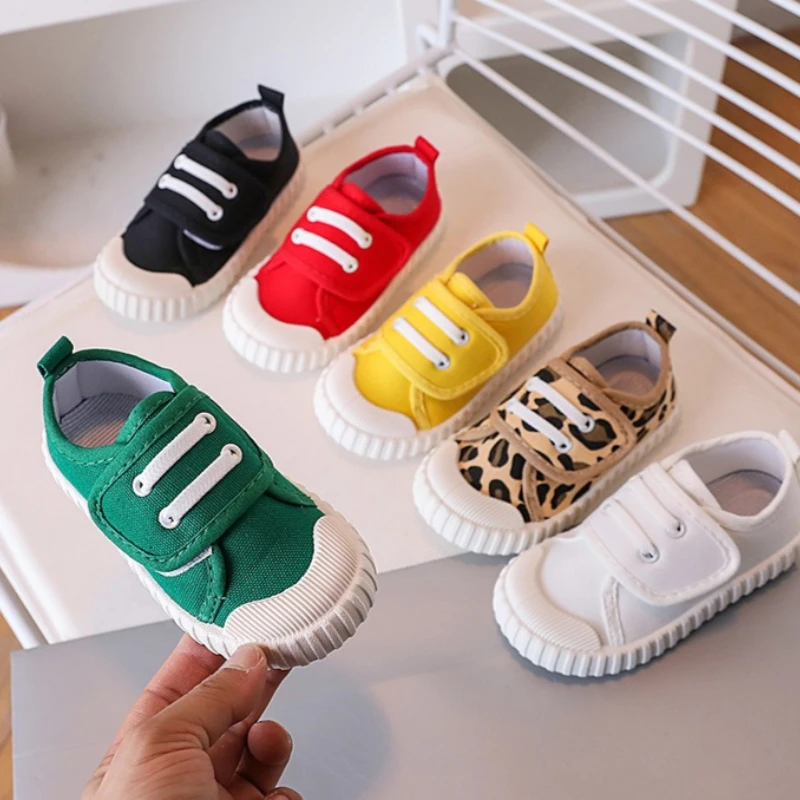 

Spring Child Canvas Shoe 2026new Korean Version Child Soft Soled Shoe Casual Boys Girl Lightweight Outdoor Walking School Shoe