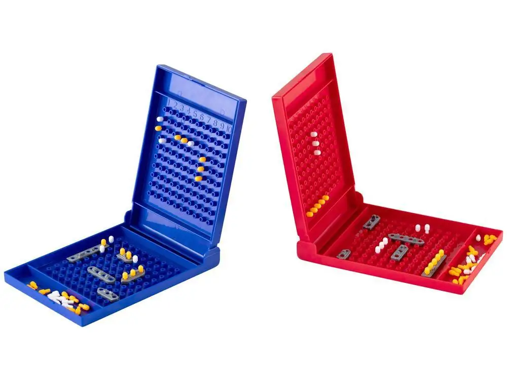 معركة لعبة صغيرة في ألعاب البحر