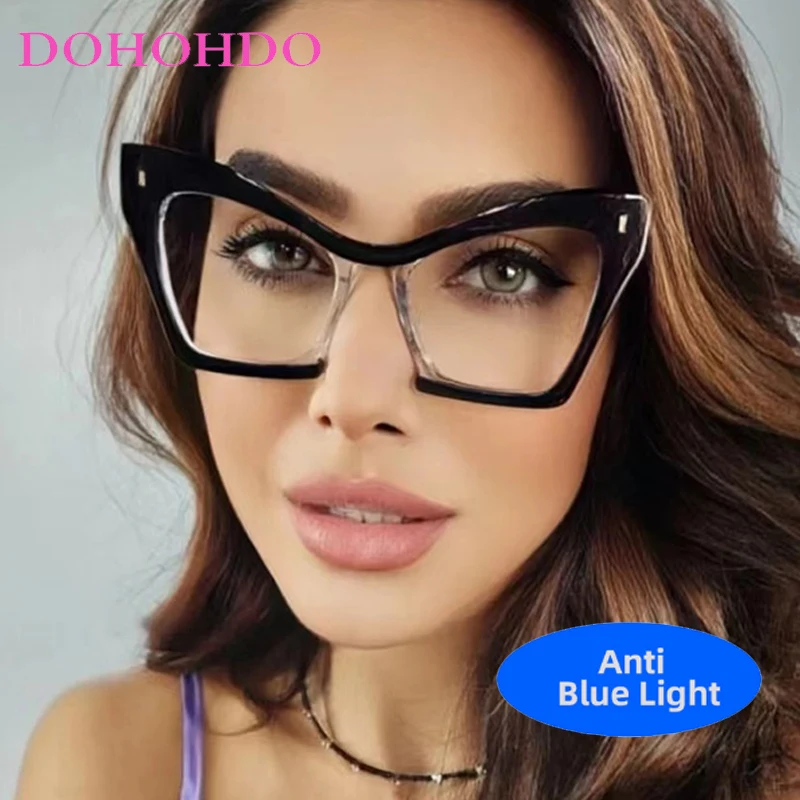 

Trends Big Frame Butterfly Rivet Decoration Optical Glasses Women Men Fashion Luxury Brand Reading Anti-Blue Light Eyeglasses